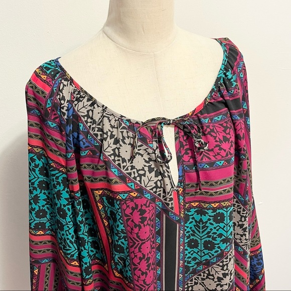 ➕ BB Dakota Patchwork Multi Patterned Blouse Womens Plus Size 3X - Picture 2 of 10